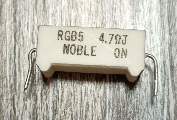 Резистор 5 Вт 4.7 Ом Керамик-Цемент Б/У